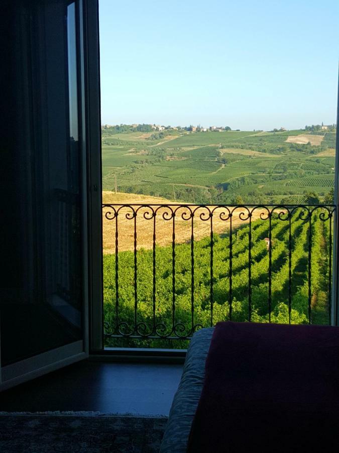 San Damiano al ColleLa Terrazza Sui Vigneti-Rovescala住宿加早餐旅馆 外观 照片